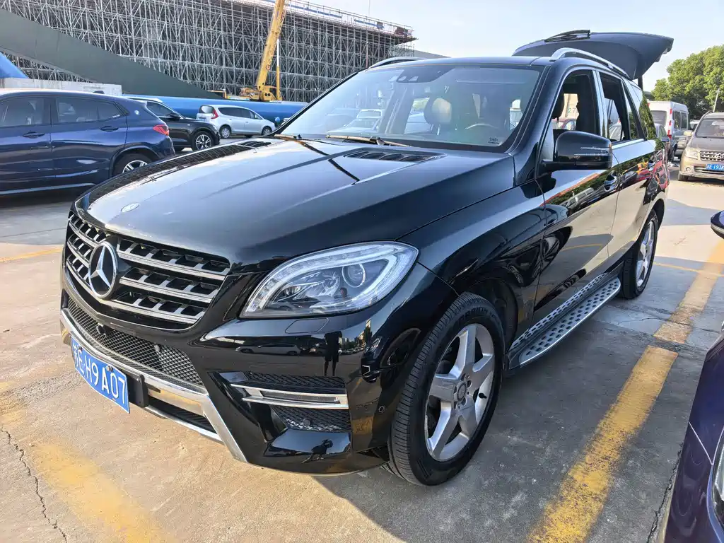 Mercedes-Benz M-Class
