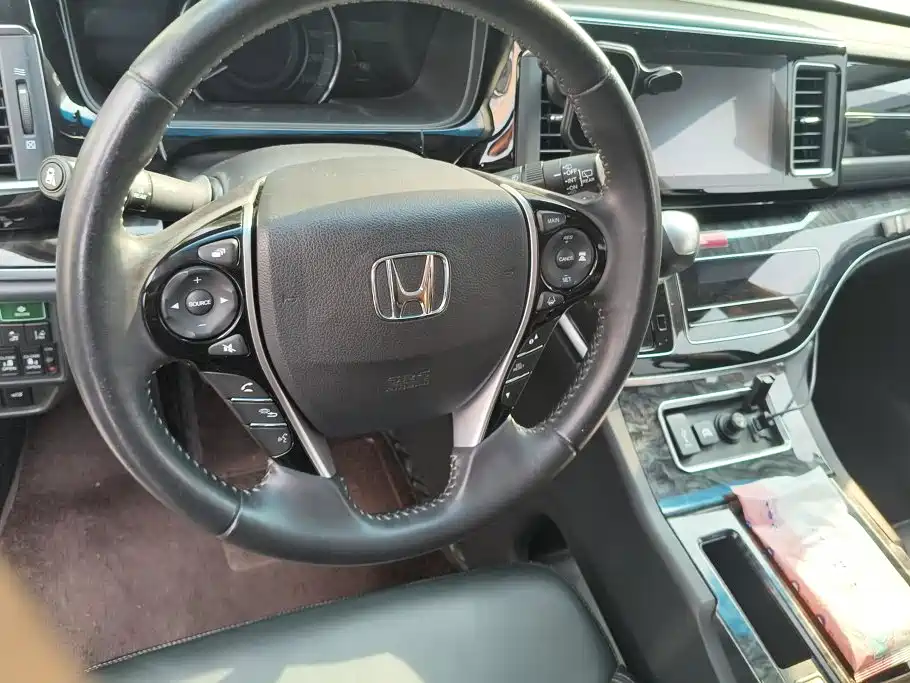 Honda Elysion — миниатюра 15