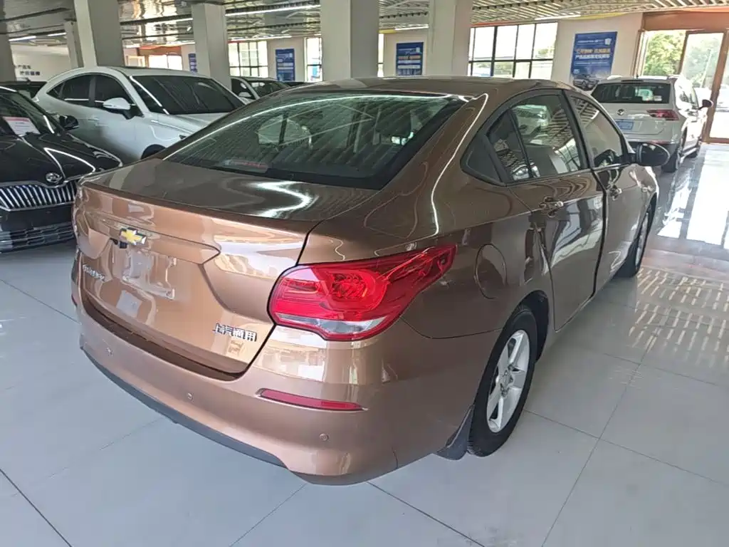 Chevrolet Cavalier — миниатюра 7