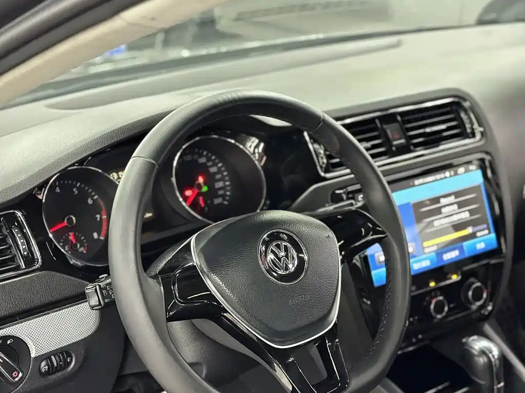 Volkswagen Sagitar — миниатюра 19