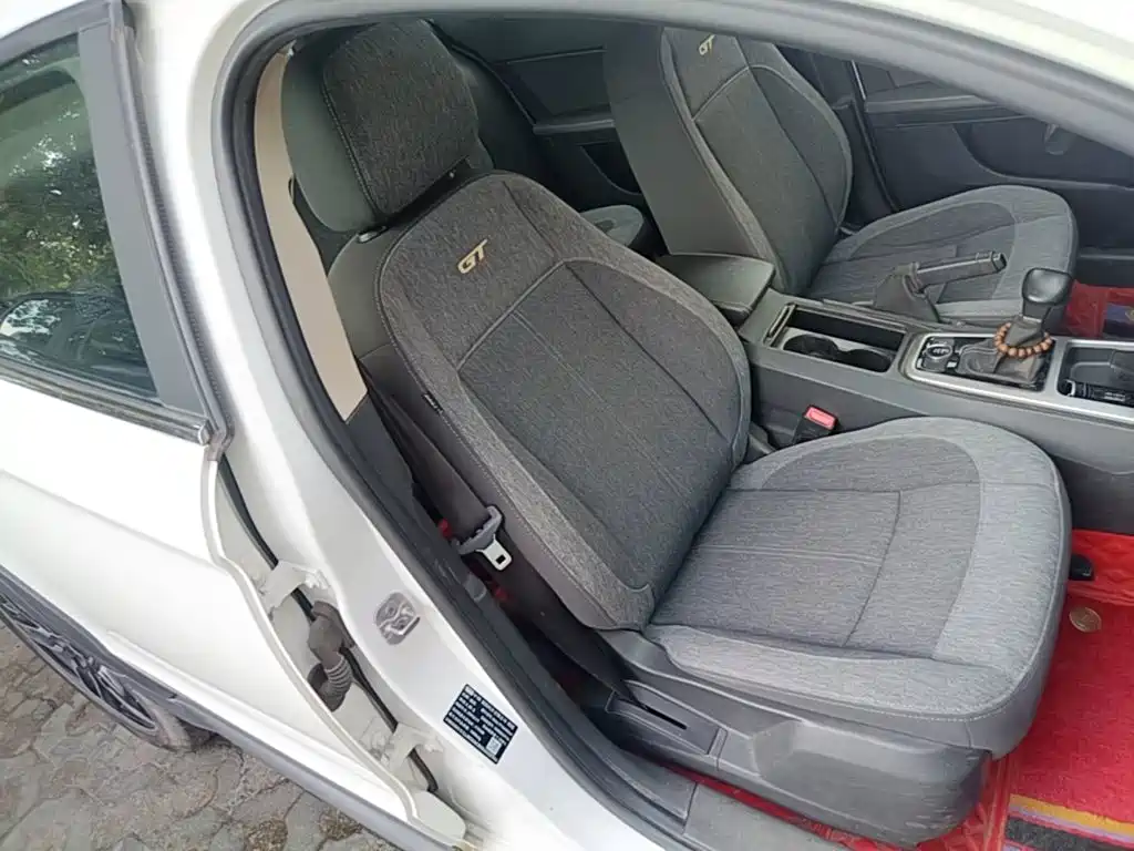 Qoros Qoros 3 — миниатюра 25