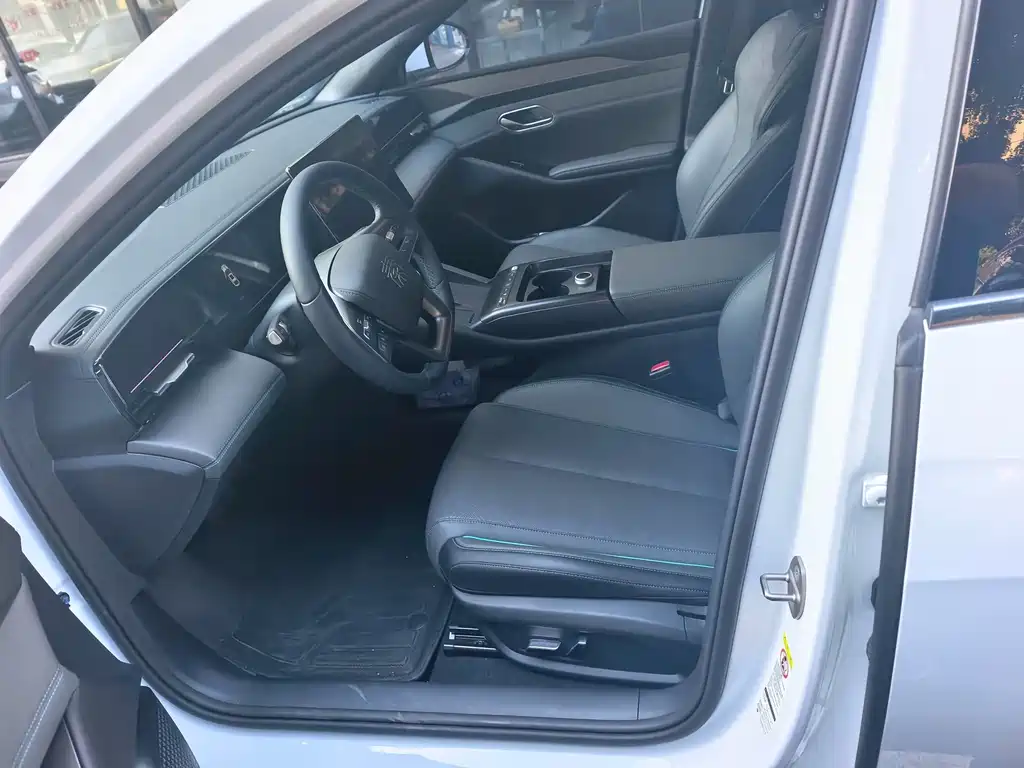 BYD Qin L — миниатюра 3