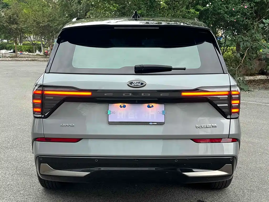 Ford Edge — миниатюра 5