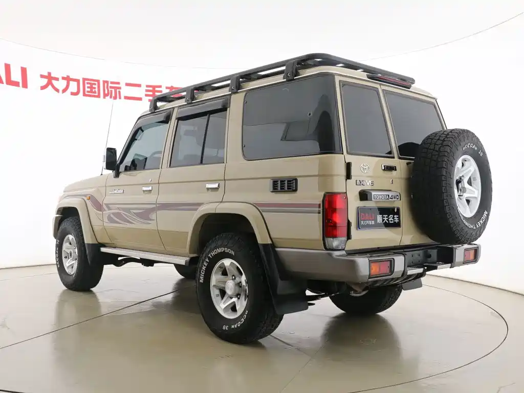 Toyota Land Cruiser — миниатюра 14