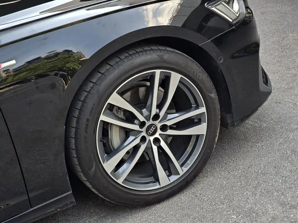 Audi A6L — миниатюра 9
