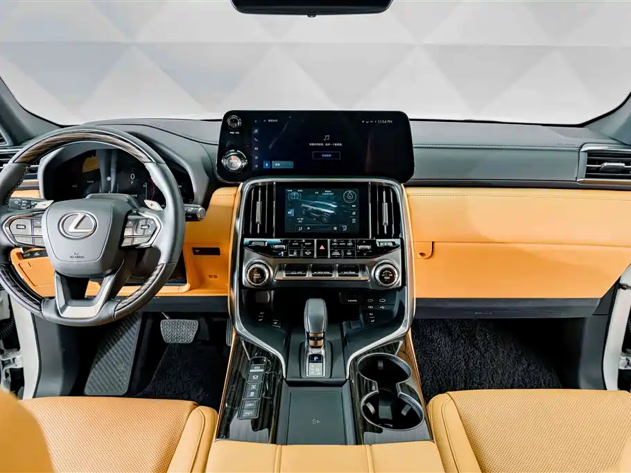 Lexus LX — миниатюра 13
