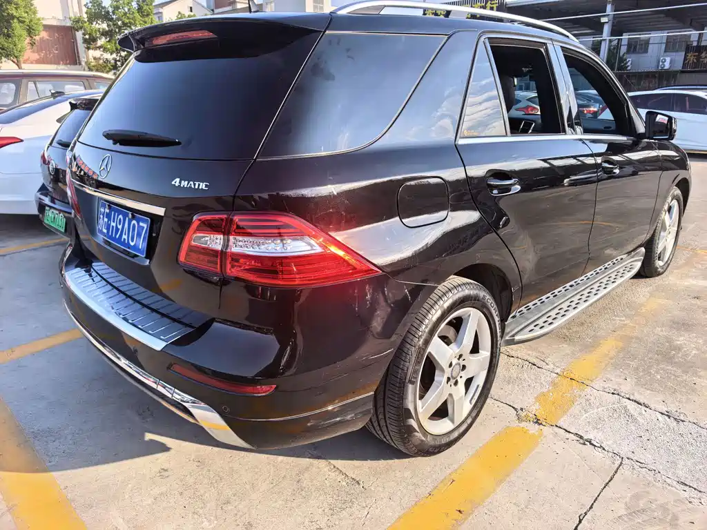 Mercedes-Benz M-Class — миниатюра 6