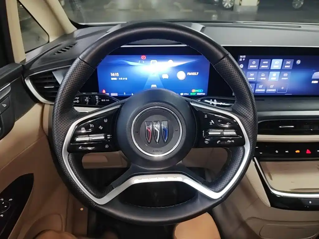 Buick GL8 Hybrid — миниатюра 11