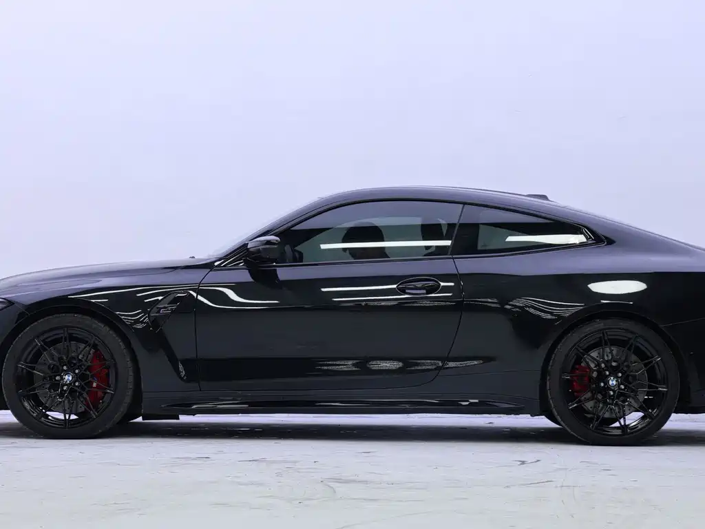 BMW M4 — миниатюра 3