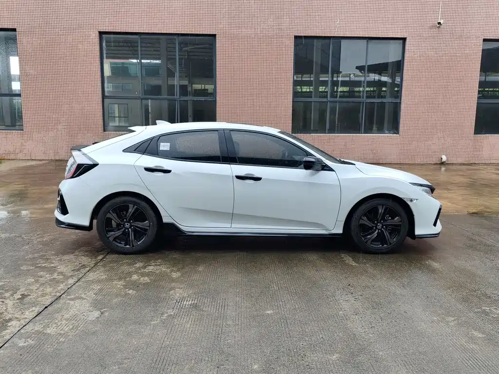 Honda Civic 2021 HATCHBACK 220TURBO MT