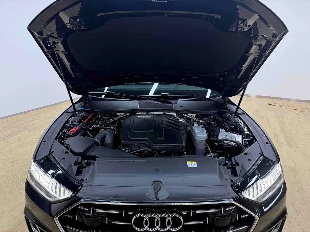 Audi A7L — миниатюра 6