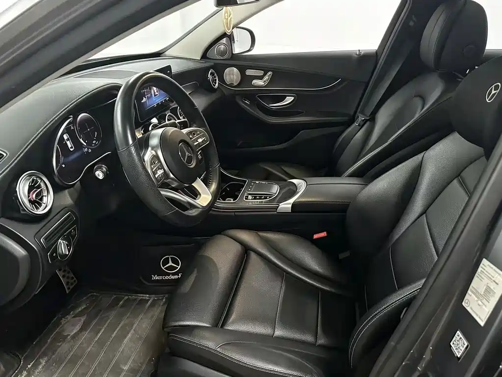 Mercedes-Benz C-Class — миниатюра 4