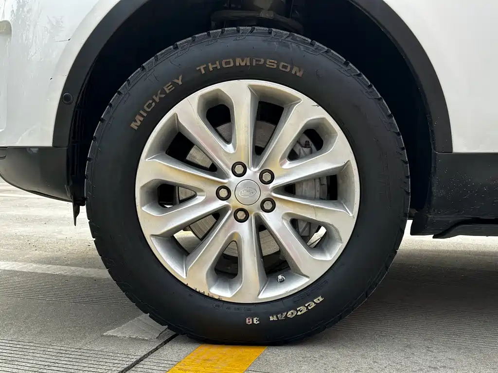 Land Rover Discovery — миниатюра 18