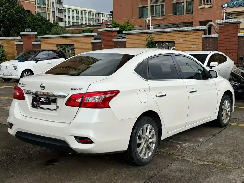 Nissan Sylphy — миниатюра 7