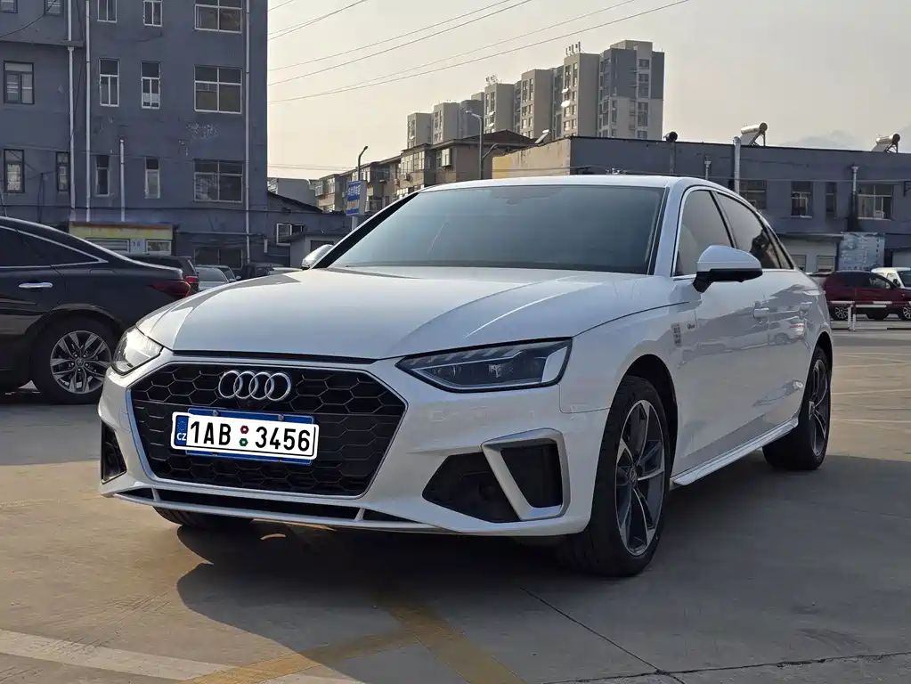 Audi A4L 2021