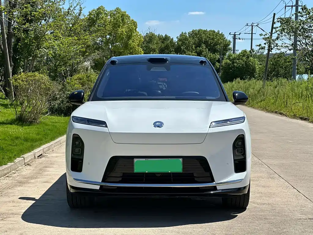 NIO ES8 — миниатюра 2