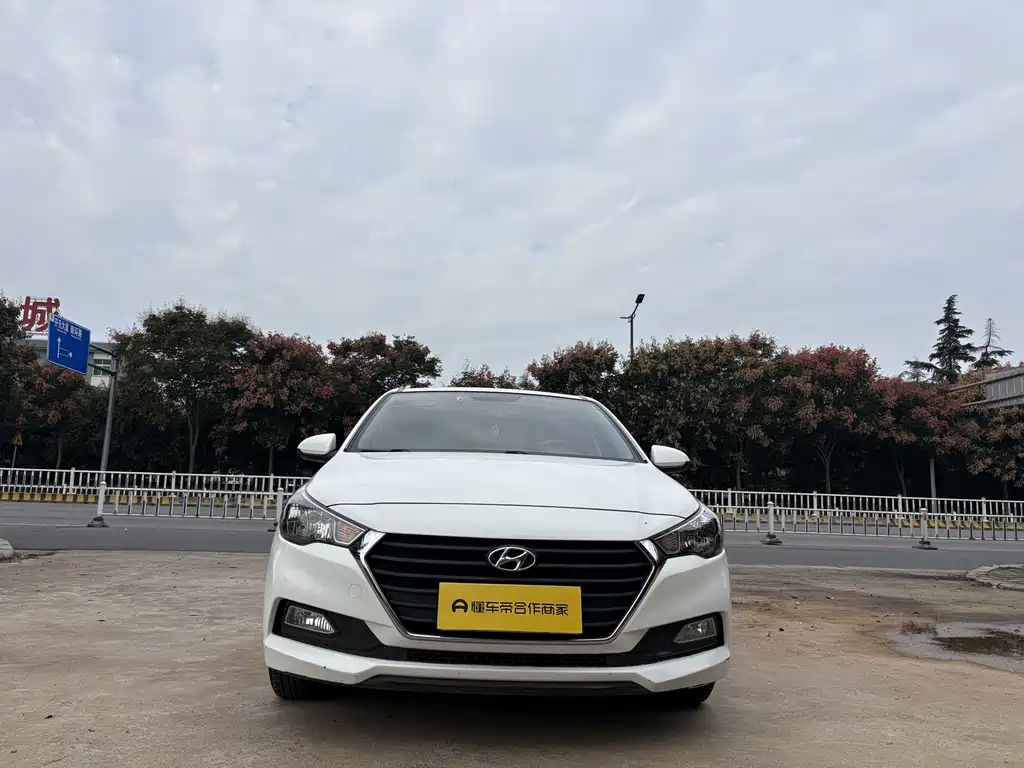 Hyundai Verna — миниатюра 8