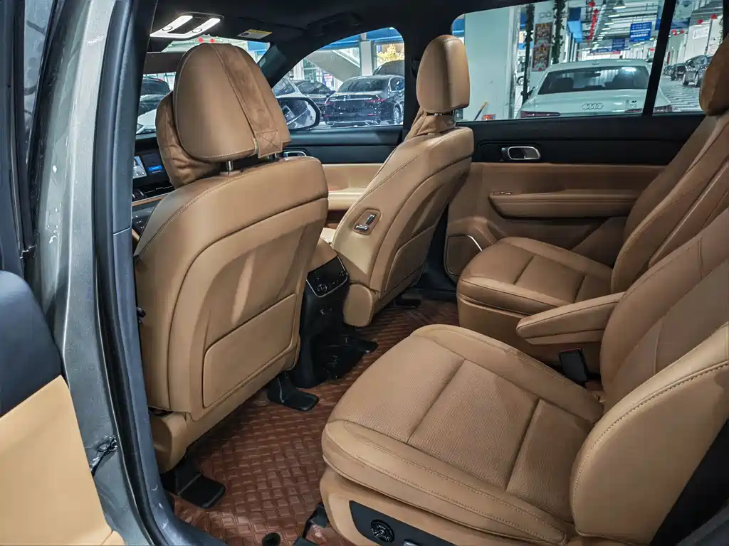 Li Auto Li ONE — миниатюра 7
