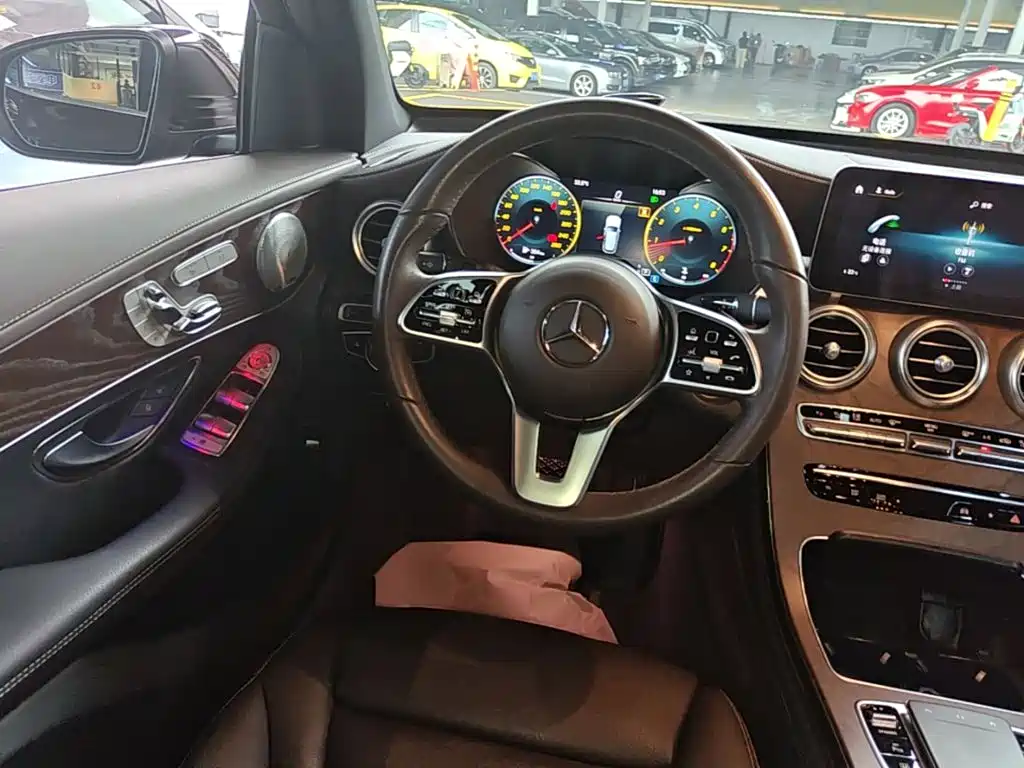 Mercedes-Benz GLC — миниатюра 11