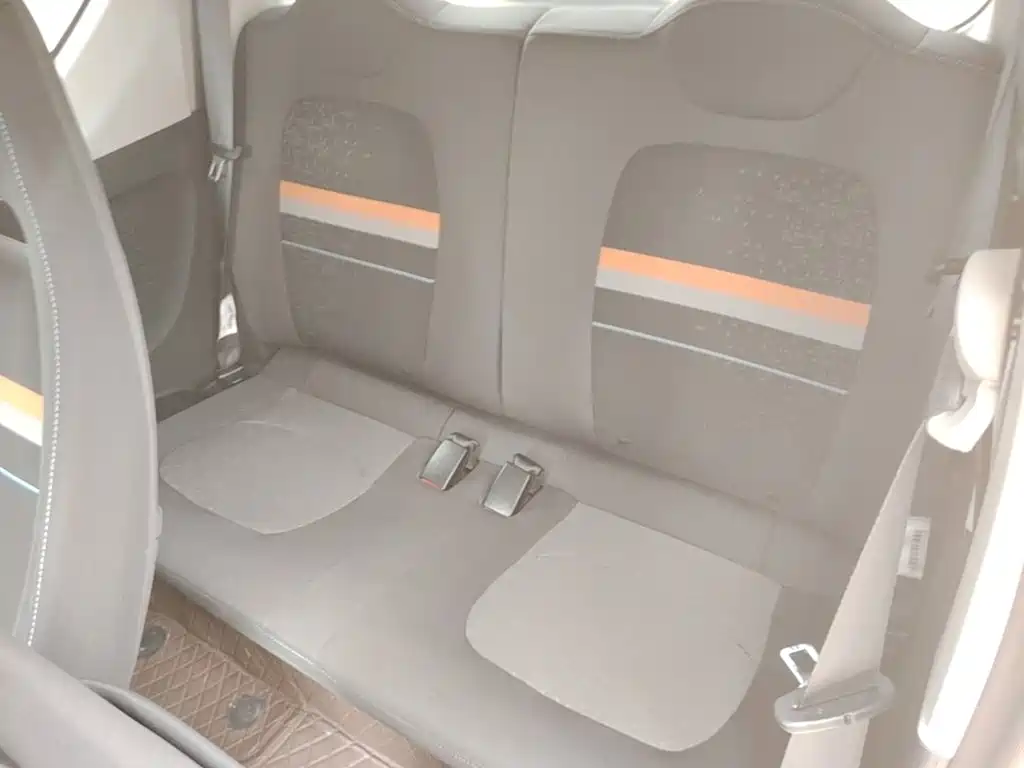 Wuling MINIEV — миниатюра 17