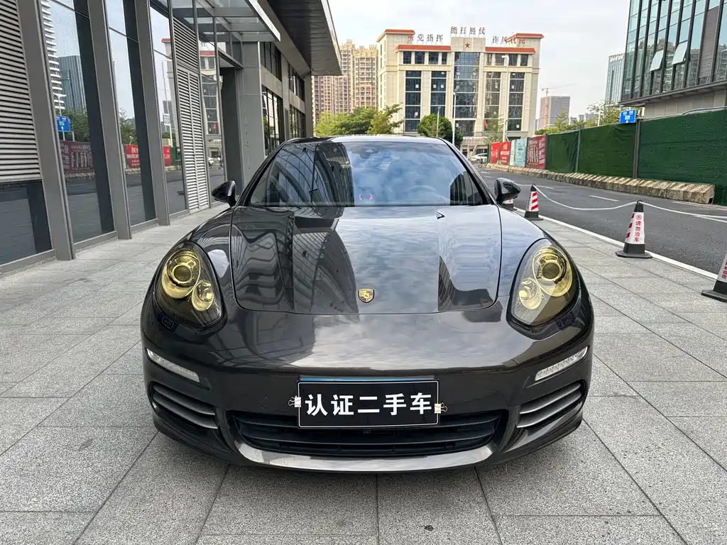 Porsche Panamera — миниатюра 2