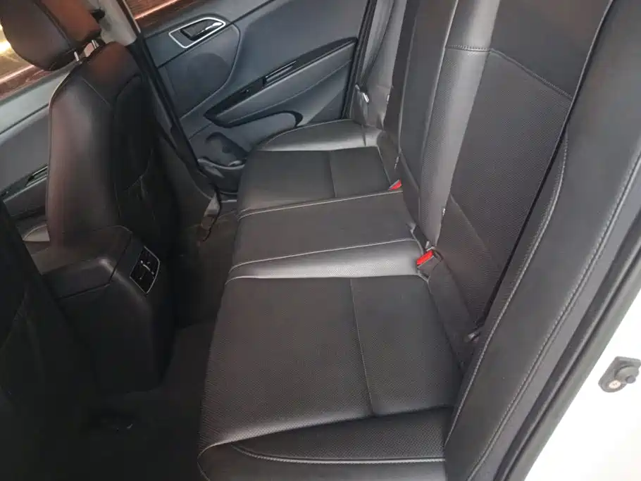 Hyundai Mistra — миниатюра 11