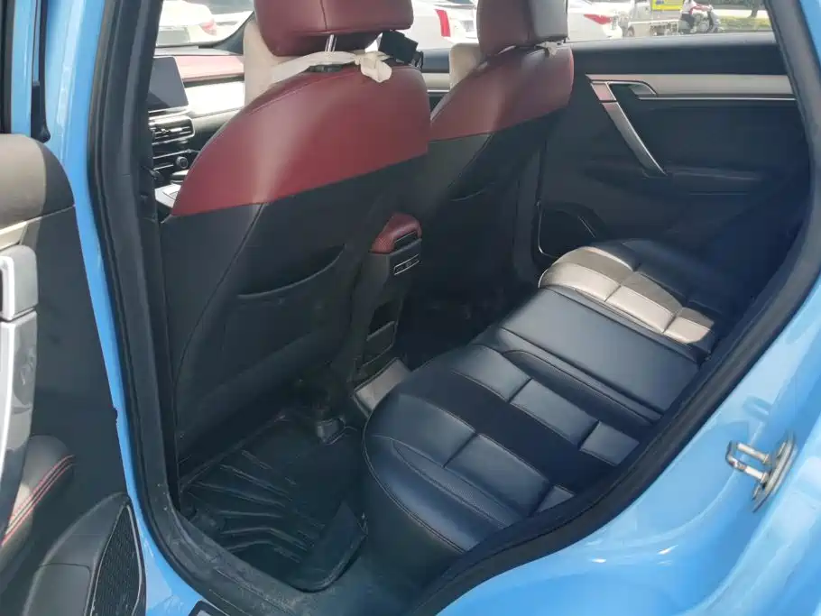Geely Binyue — миниатюра 11