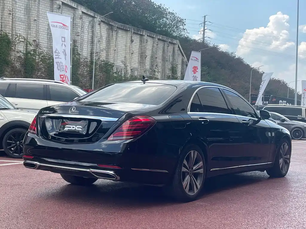 Mercedes-Benz S-Class — миниатюра 13