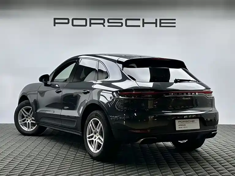 Porsche Macan — миниатюра 6