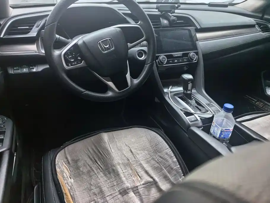 Honda Civic — миниатюра 12