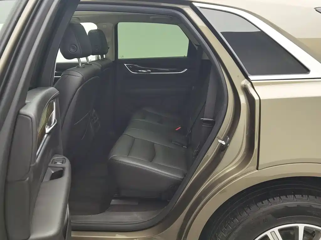 Cadillac XT5 — миниатюра 15