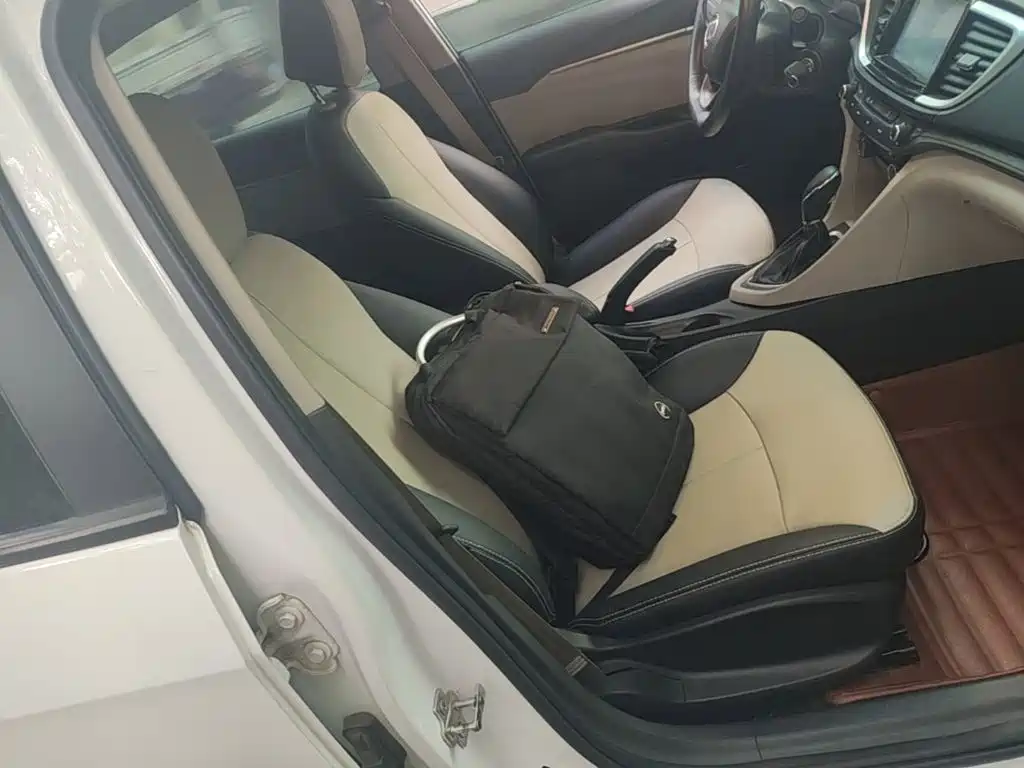 Buick Excelle — миниатюра 25