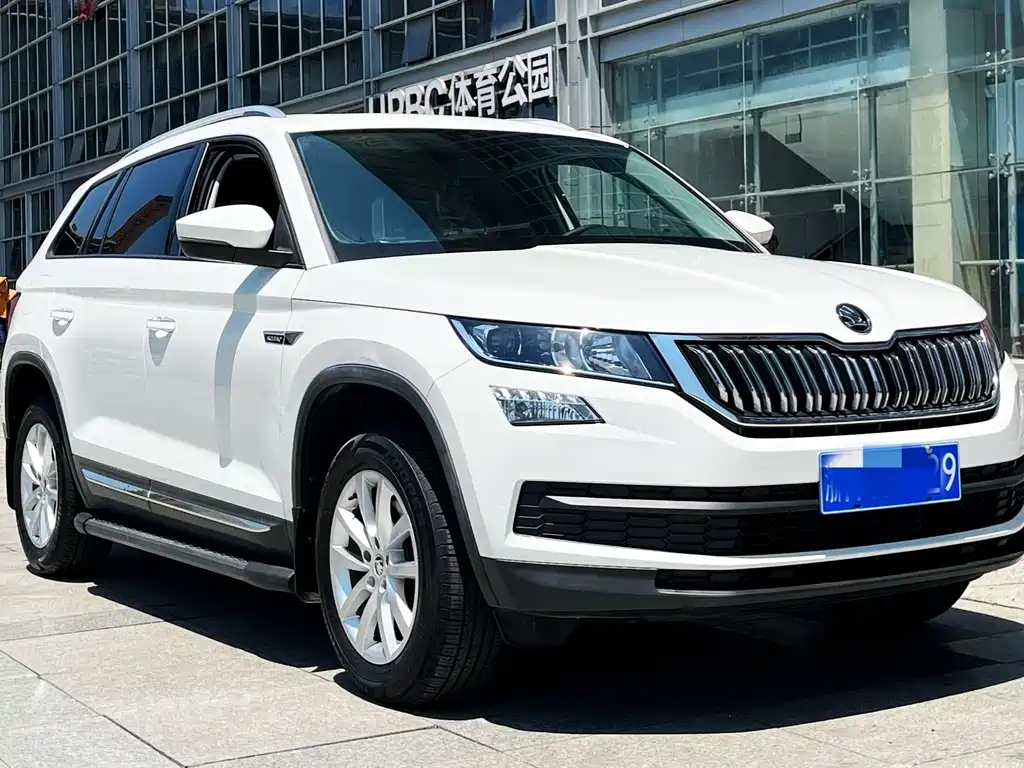 Skoda Kodiaq 2018 TSI330 5 мест Comfort