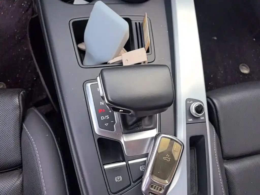 Audi A4L — миниатюра 14