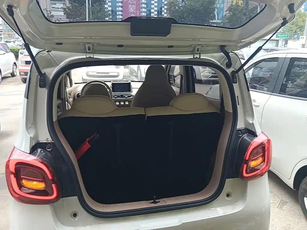 Wuling MINIEV — миниатюра 19