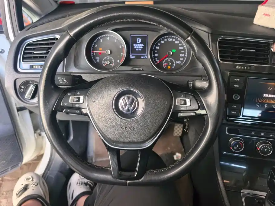 Volkswagen Golf — миниатюра 15