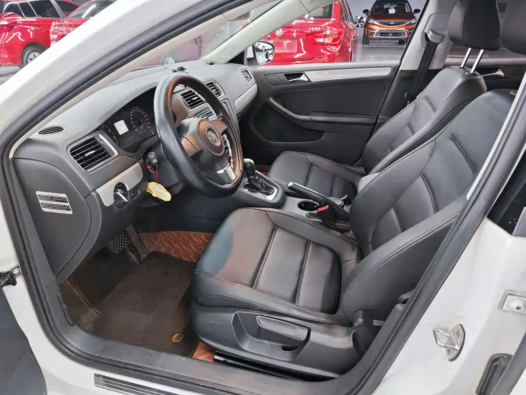 Volkswagen Sagitar — миниатюра 8