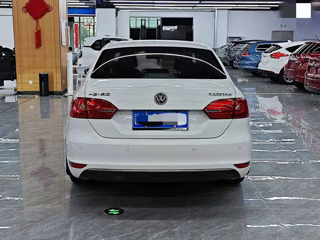 Volkswagen Sagitar — миниатюра 7