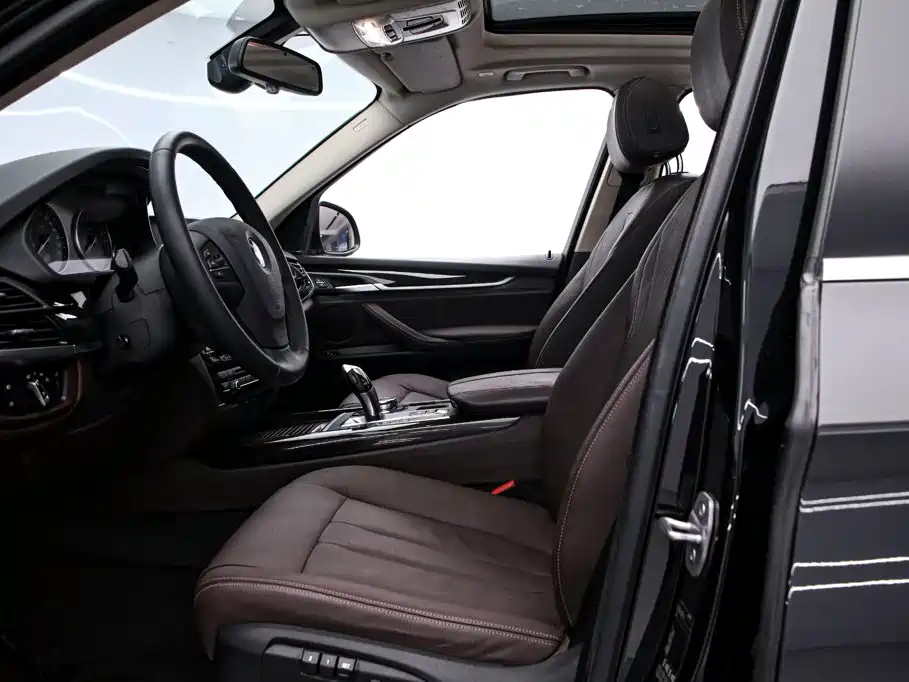 BMW X5 (Import) — миниатюра 14