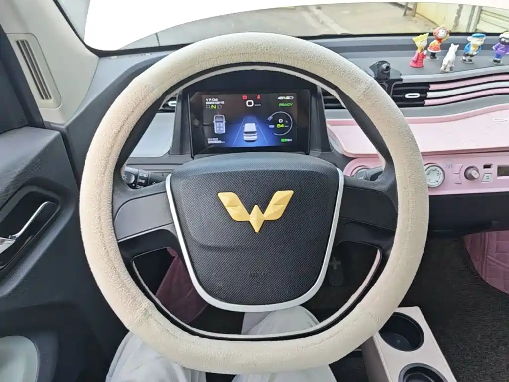 Wuling MINIEV — миниатюра 11