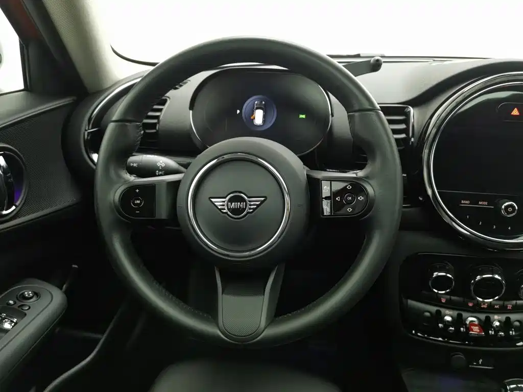 MINI Mini Clubman — миниатюра 11