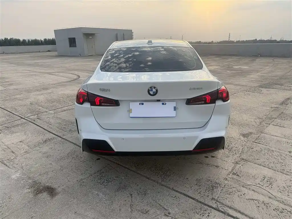 BMW 2 Series — миниатюра 8