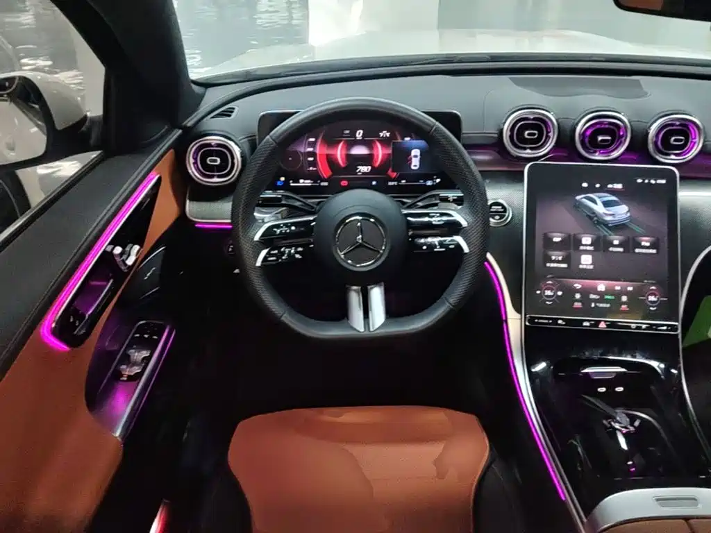 Mercedes-Benz C-Class — миниатюра 11