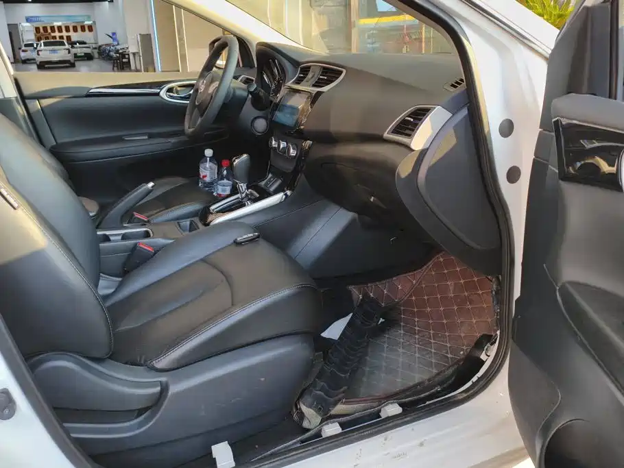 Nissan Sylphy — миниатюра 8