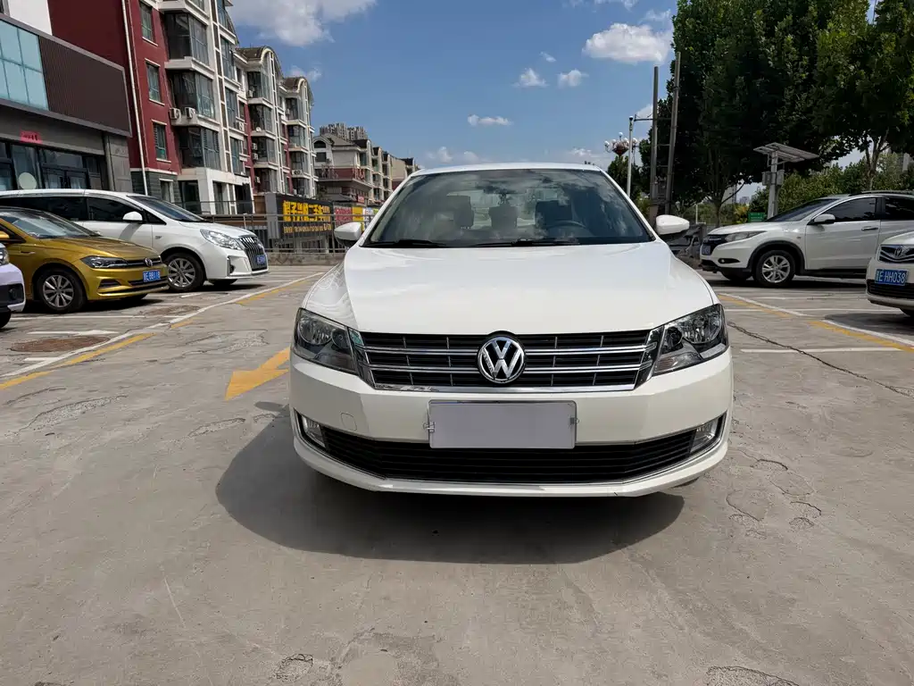 Volkswagen Lavida — миниатюра 2