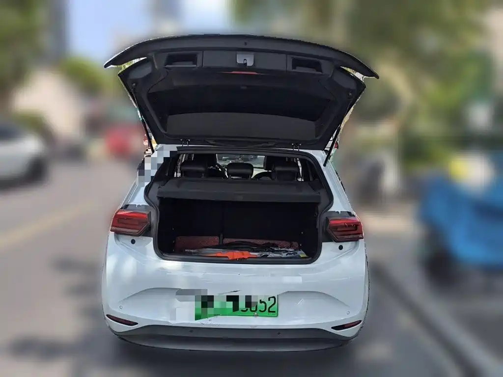Volkswagen ID.3 — миниатюра 15