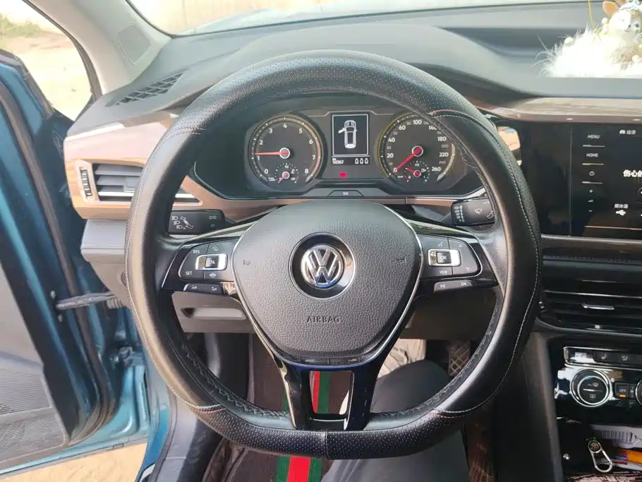 Volkswagen Tharu — миниатюра 15