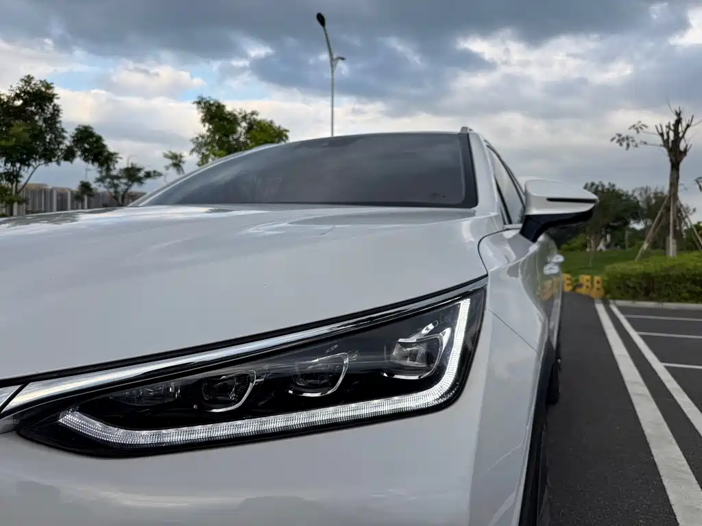 BYD Tang New Energy — миниатюра 30