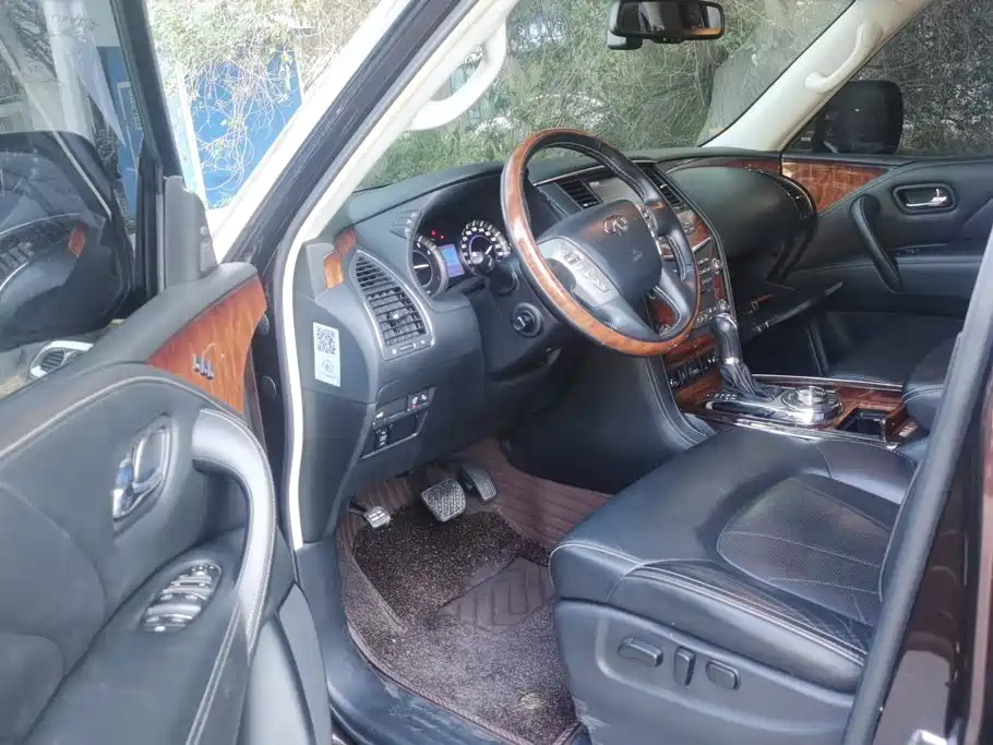Infiniti QX80 — миниатюра 8