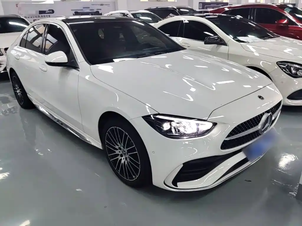 Mercedes-Benz C-Class — миниатюра 4